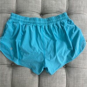 lululemon athletica, Hotty Hot, 2.5”, sz. 10, turquoise